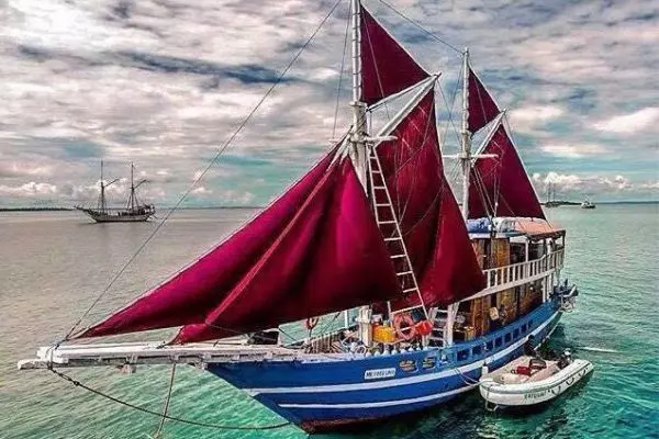 Raja Ampat Diving Project Liveaboard Boat