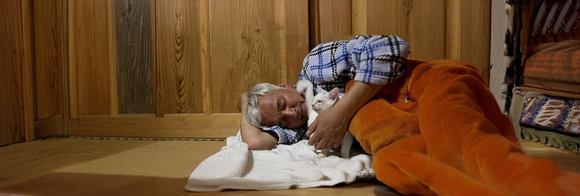 Extreme Conservation: The Stories Of Those Willing To Risk Their Lives To Care For Animals