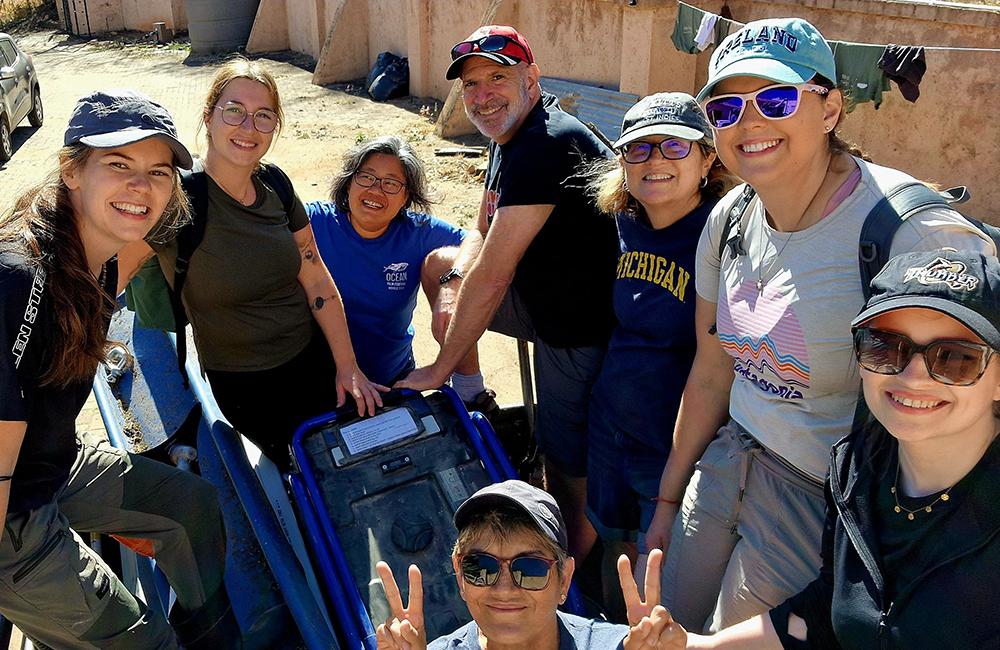 Volunteers at Chimp Eden - Community