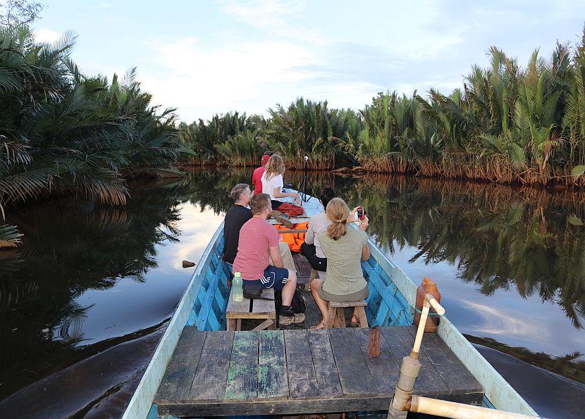 Volunteer in Borneo