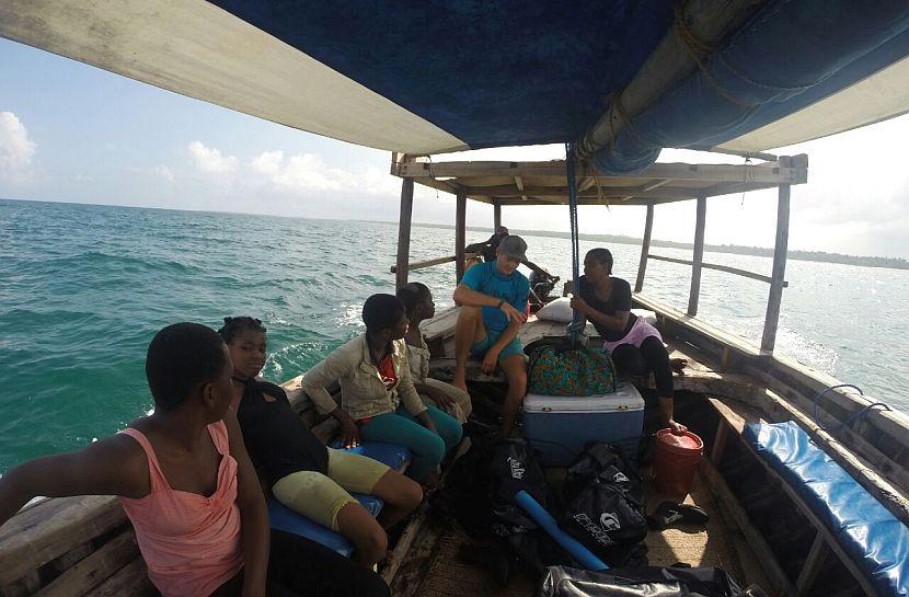 Girls on the boat